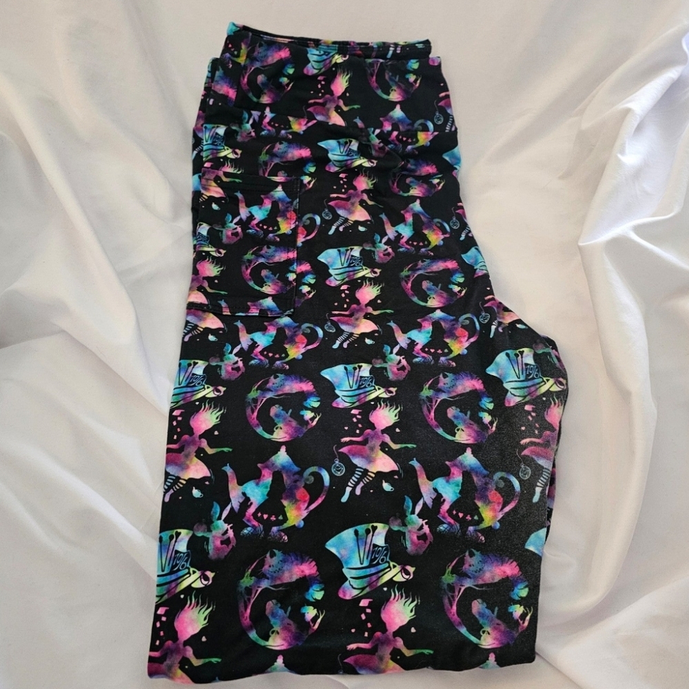 Alice in Wonderland Leggings